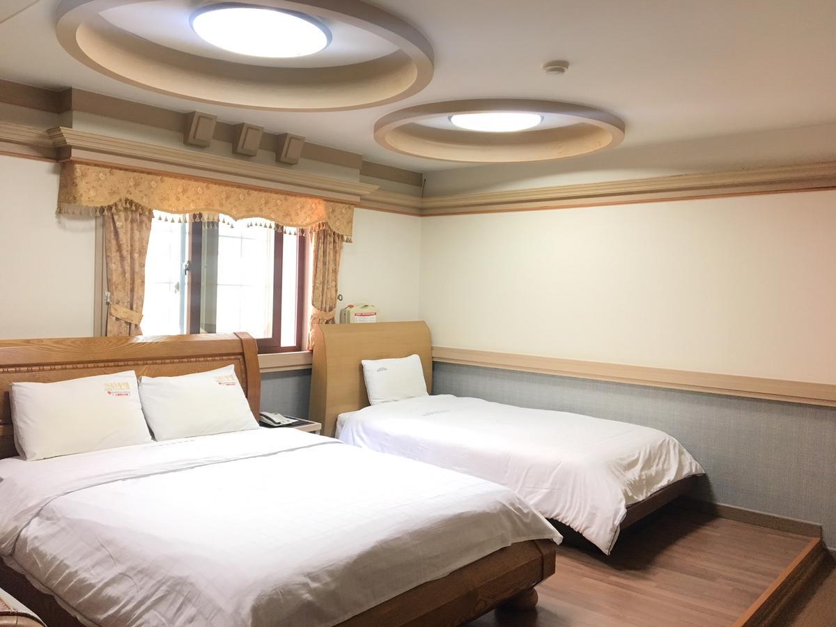 Nobless Hotel Gwangju Metropolitan City Exterior foto