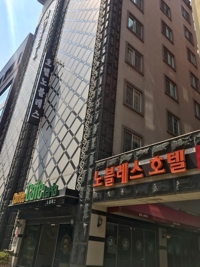 Nobless Hotel Gwangju Metropolitan City Exterior foto